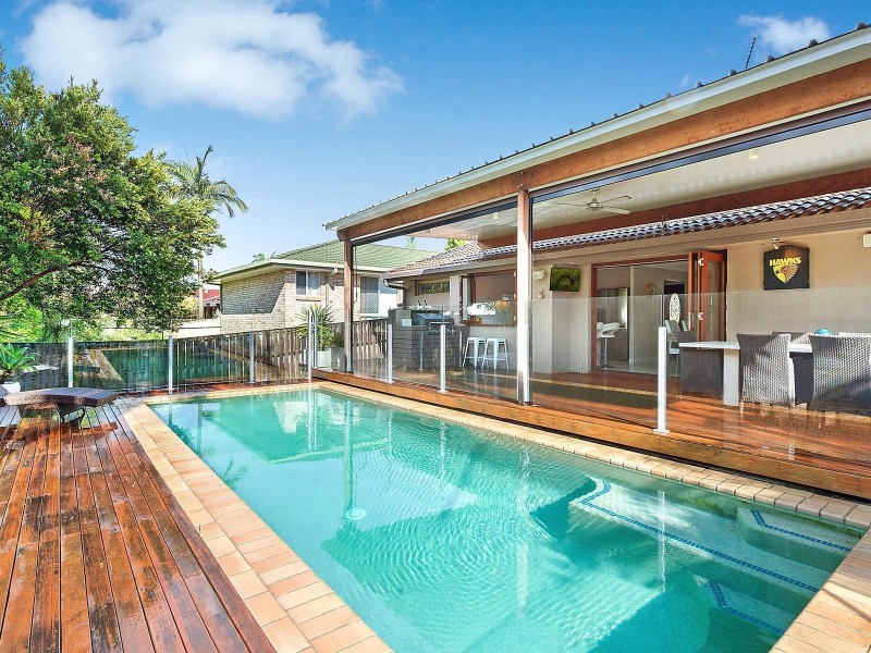 13 Zinnea Street, Elanora QLD 4221
