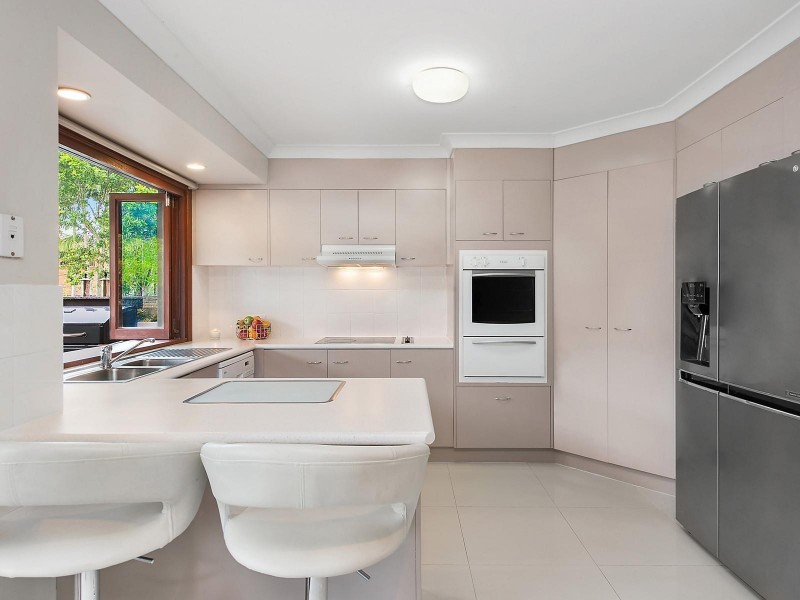 13 Zinnea Street, Elanora QLD 4221