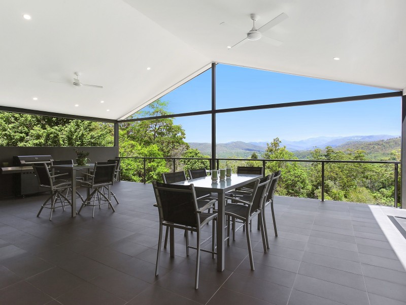 66 Kagoola Drive, Mudgeeraba QLD 4213