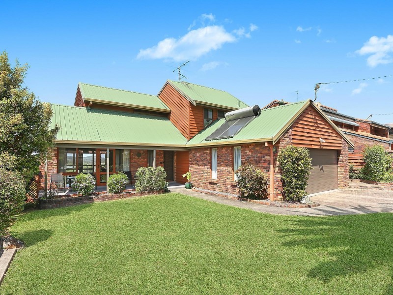 16 Seaview Parade, Elanora QLD 4221