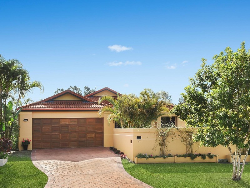 17 Tipuana Drive, Elanora QLD 4221