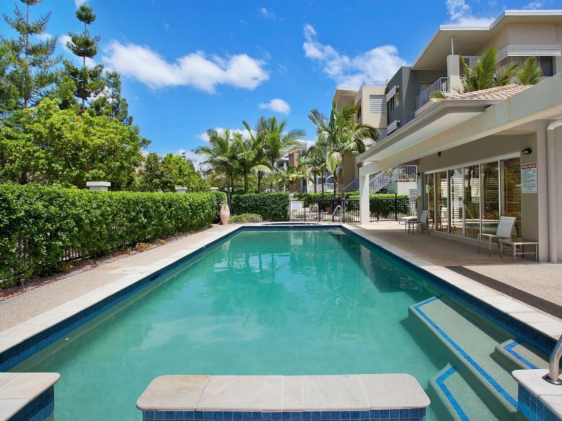 25/64 Riverwalk Avenue, Robina QLD 4226