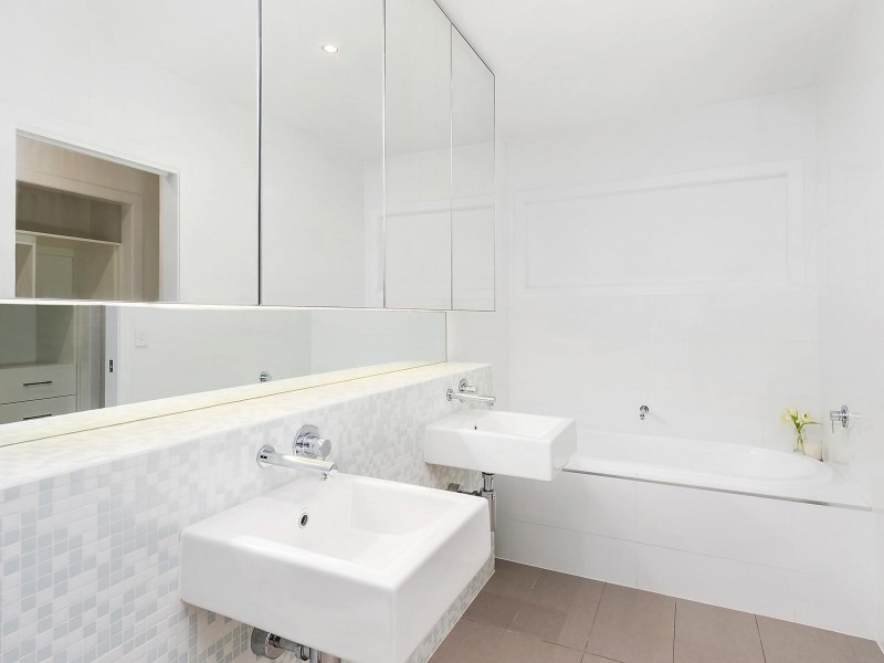 15a Fourteenth Avenue, Palm Beach QLD 4221