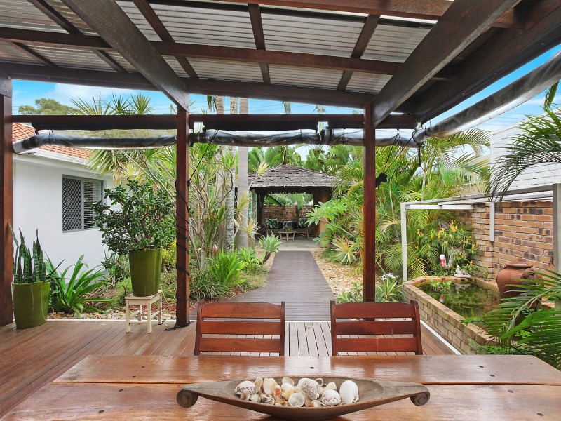 17 Bunyip Street, Burleigh Heads QLD 4220