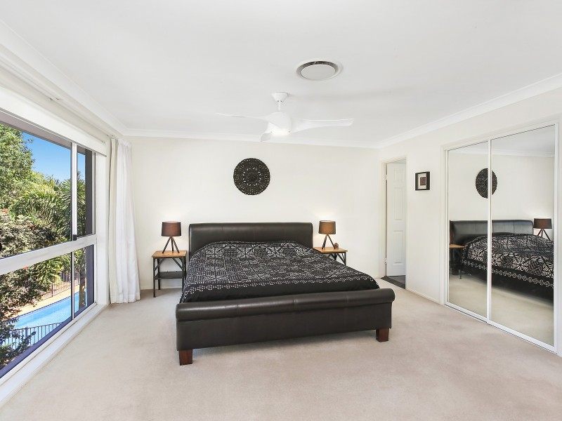 100 Valley Drive, Tallebudgera QLD 4228