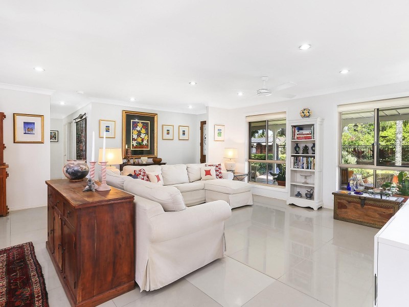 2 Celtis Court, Palm Beach QLD 4221