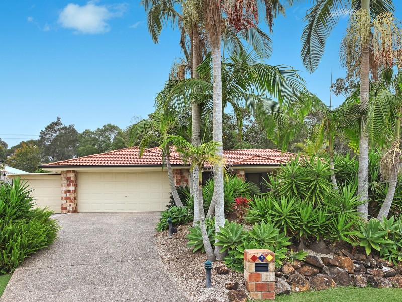 9 Pultenea Court, Elanora QLD 4221