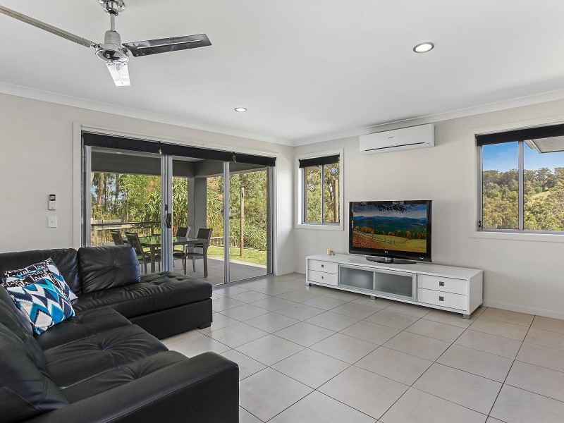 101 Observatory Drive, Reedy Creek QLD 4227