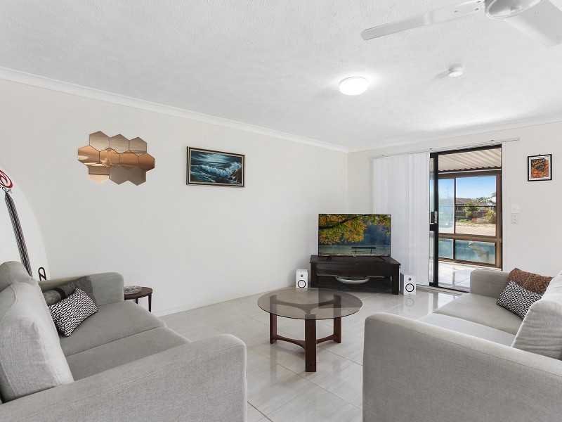 1/3 Barracuda Court, Palm Beach QLD 4221