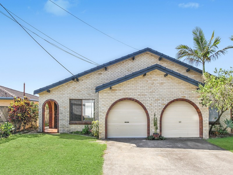 1/3 Barracuda Court, Palm Beach QLD 4221