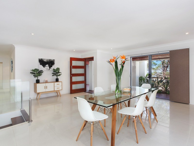 177 Simpsons Road, Elanora QLD 4221