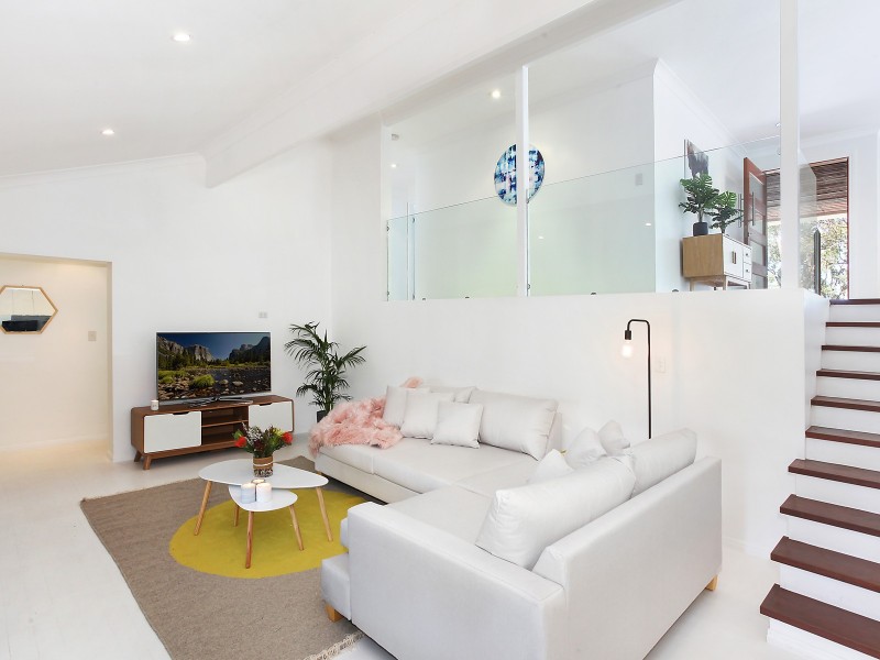 177 Simpsons Road, Elanora QLD 4221