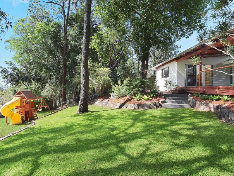 177 Simpsons Road, Elanora QLD 4221