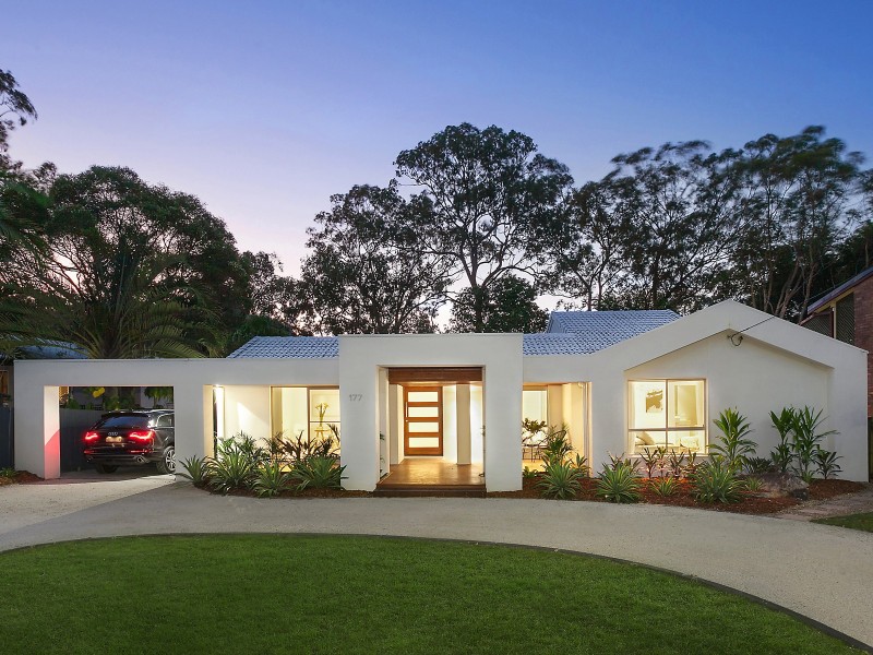 177 Simpsons Road, Elanora QLD 4221