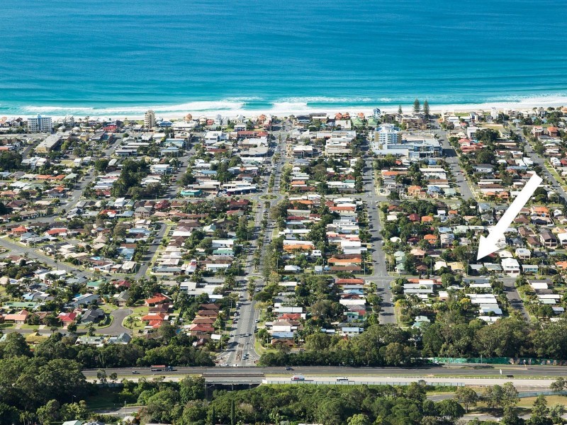 87 Tahiti Avenue, Palm Beach QLD 4221