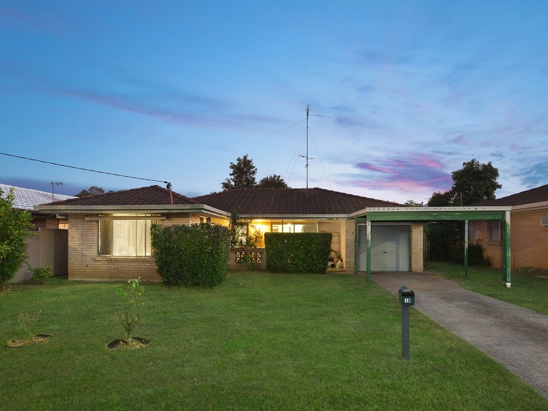 10 Illaroo Street, Palm Beach QLD 4221