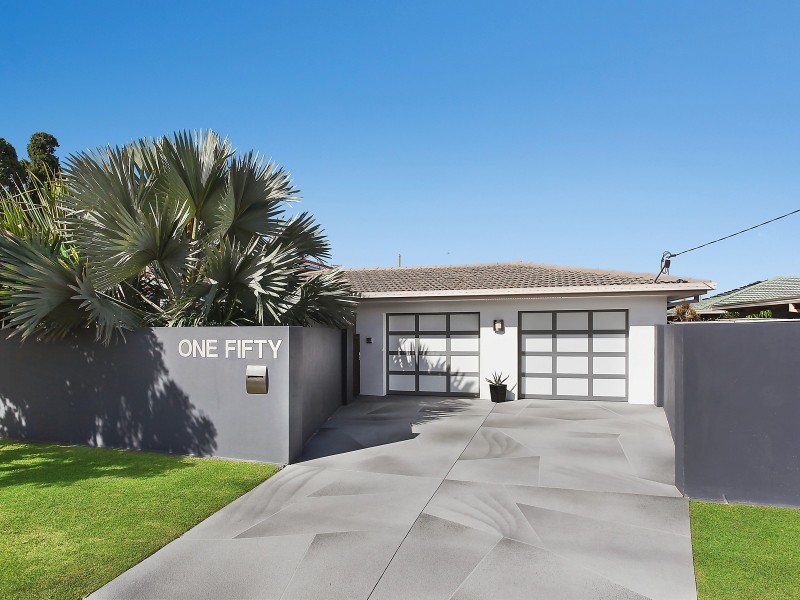 150 Mallawa Drive, Palm Beach QLD 4221