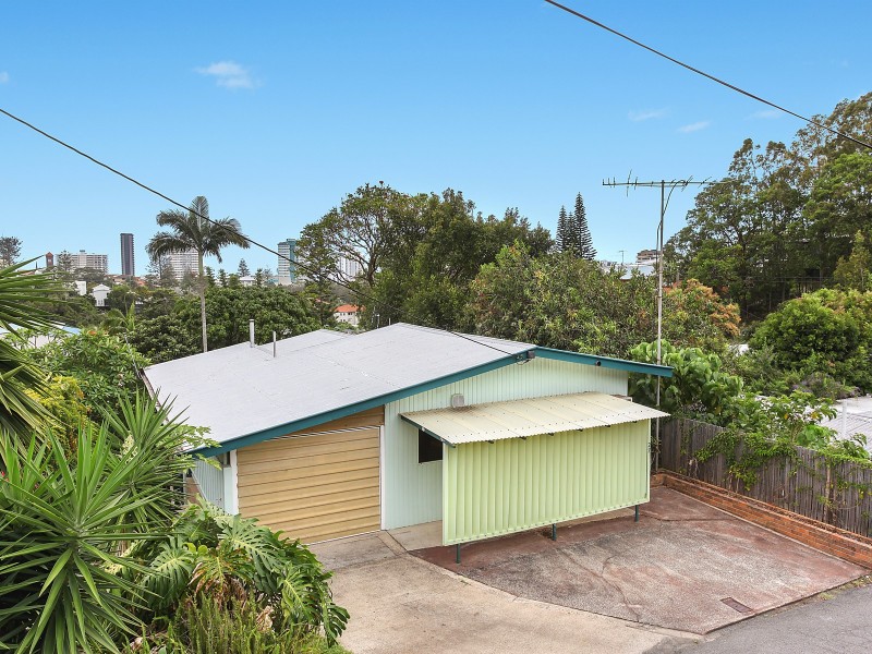 27 Kent Street, Coolangatta QLD 4225