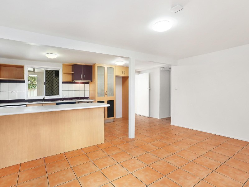 18 Tahiti Avenue, Palm Beach QLD 4221