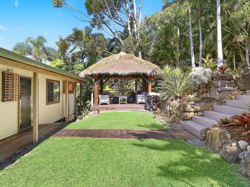 132 Simpsons Road, Currumbin Waters QLD 4223