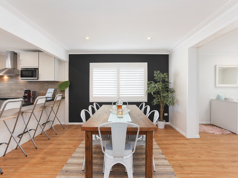 156 Laguna Avenue, Palm Beach QLD 4221