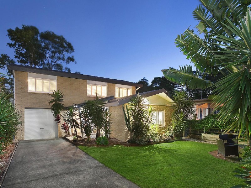 156 Laguna Avenue, Palm Beach QLD 4221