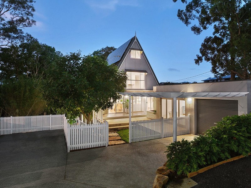 76 Simpsons Road, Currumbin Waters QLD 4223