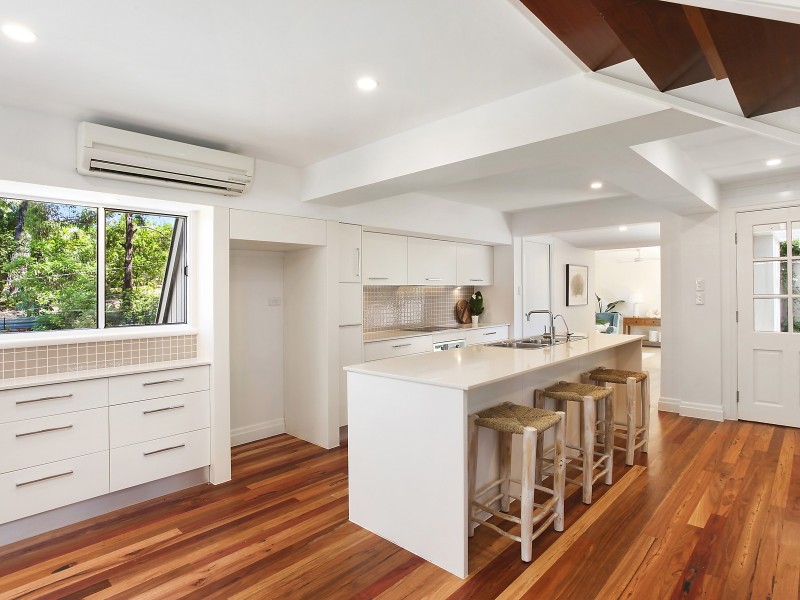 76 Simpsons Road, Currumbin Waters QLD 4223