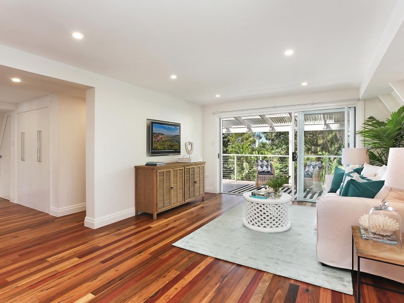 76 Simpsons Road, Currumbin Waters QLD 4223