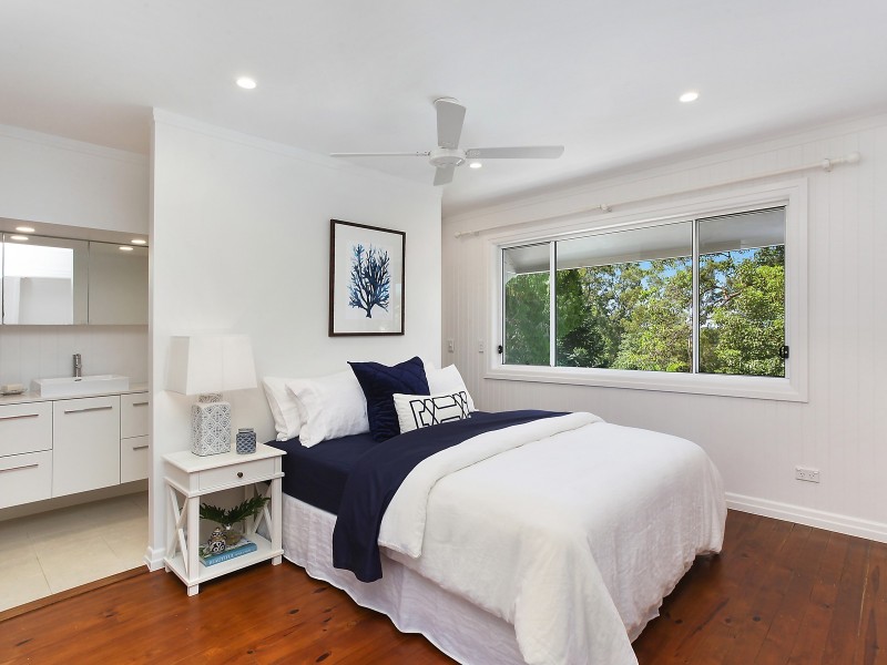 76 Simpsons Road, Currumbin Waters QLD 4223