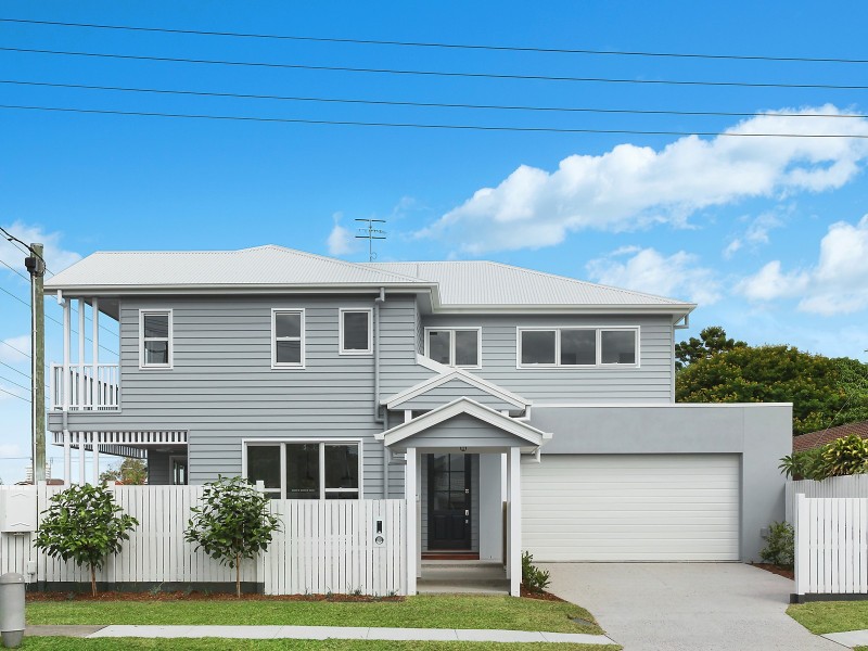 42 Tallebudgera Drive, Palm Beach QLD 4221
