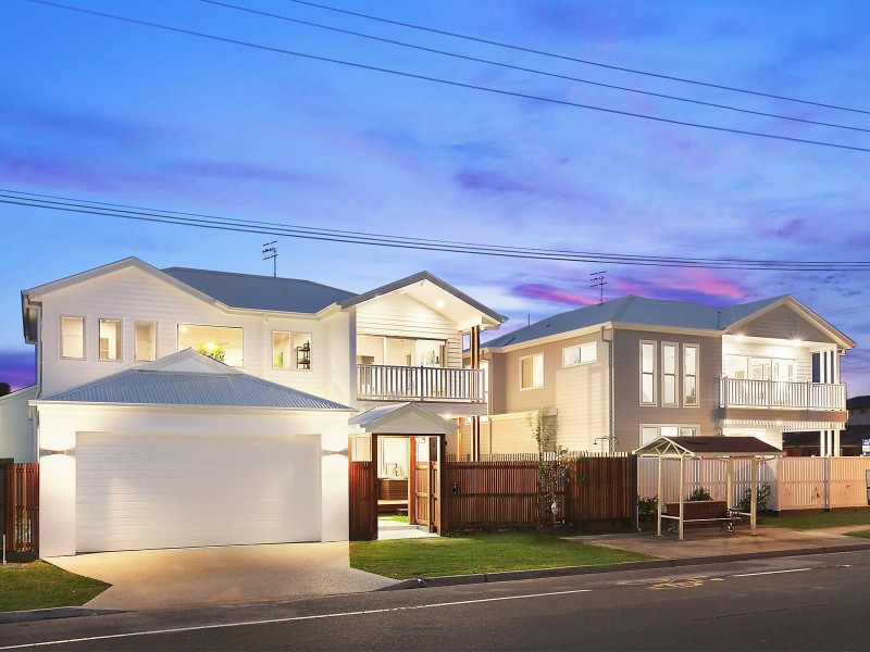 42 Tallebudgera Drive, Palm Beach QLD 4221