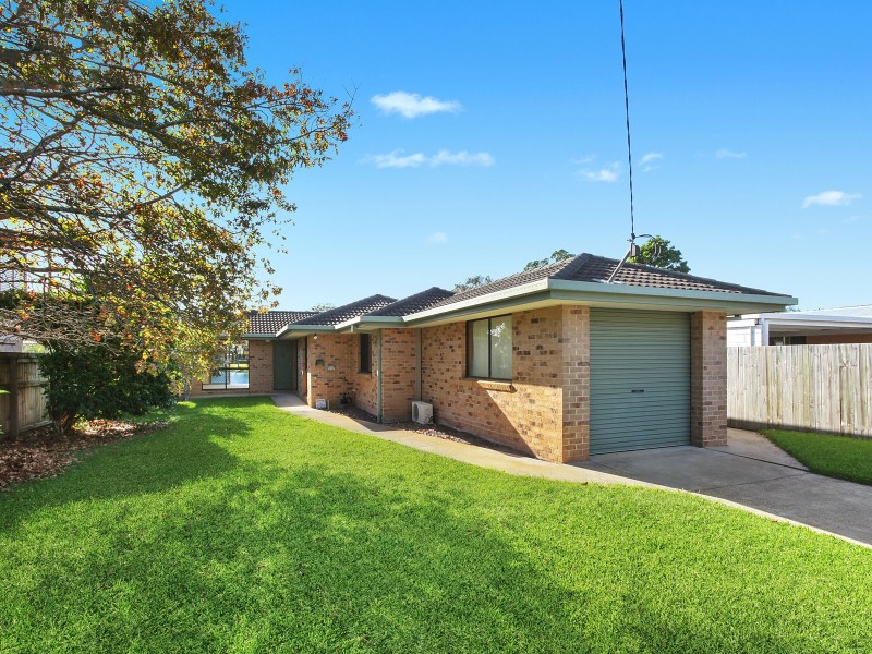 19 Tahiti Avenue, Palm Beach QLD 4221