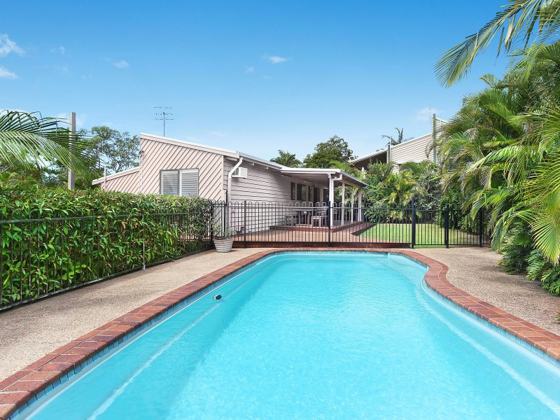 7 Exmouth Court, Elanora QLD 4221