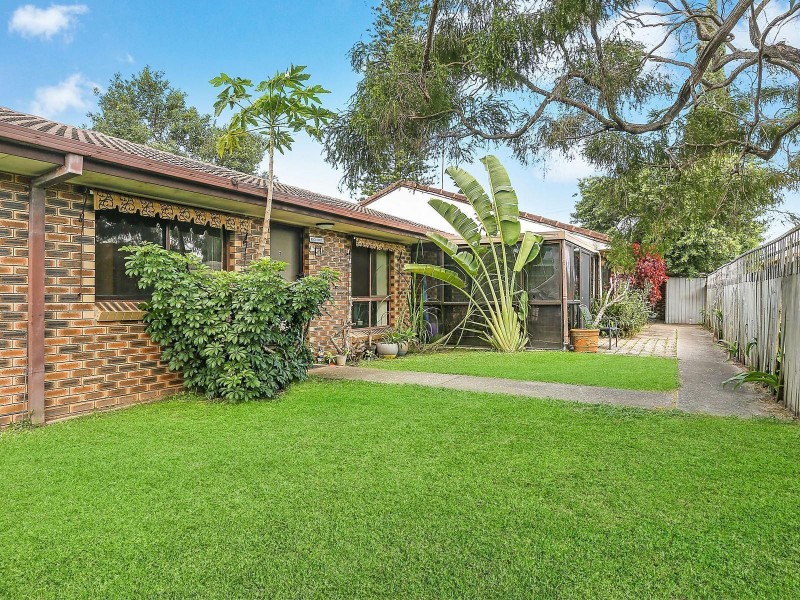 7 Walker Avenue, Palm Beach QLD 4221