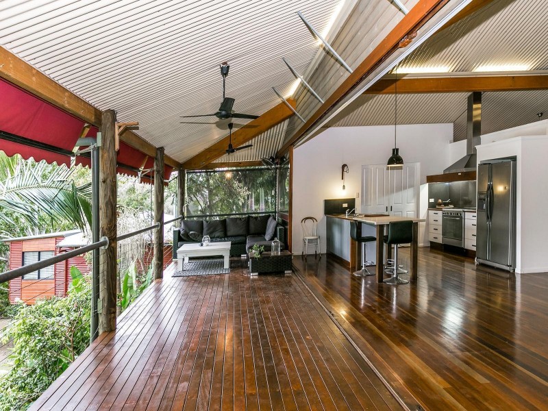11 Wirildar Drive, Elanora QLD 4221