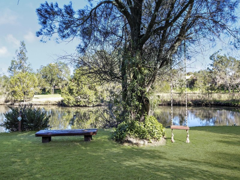 11 Wirildar Drive, Elanora QLD 4221