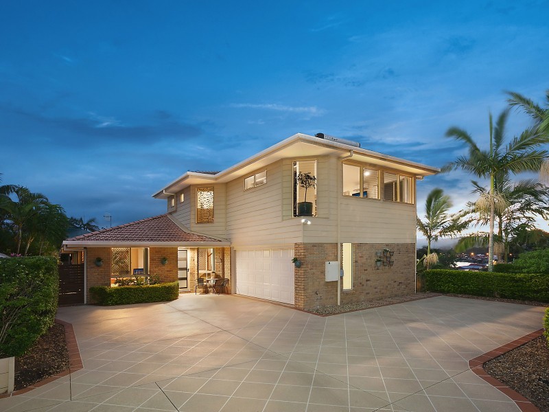 12 Rees Court, Elanora QLD 4221
