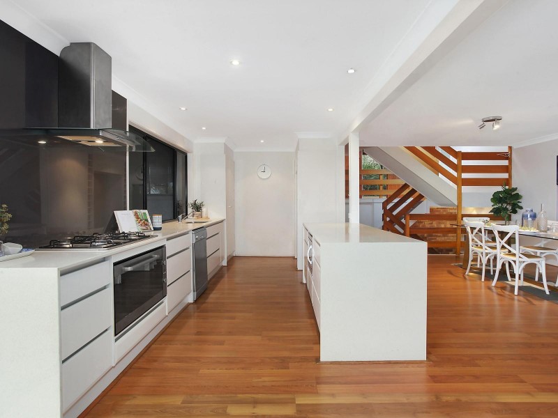 11 Myco Court, Elanora QLD 4221