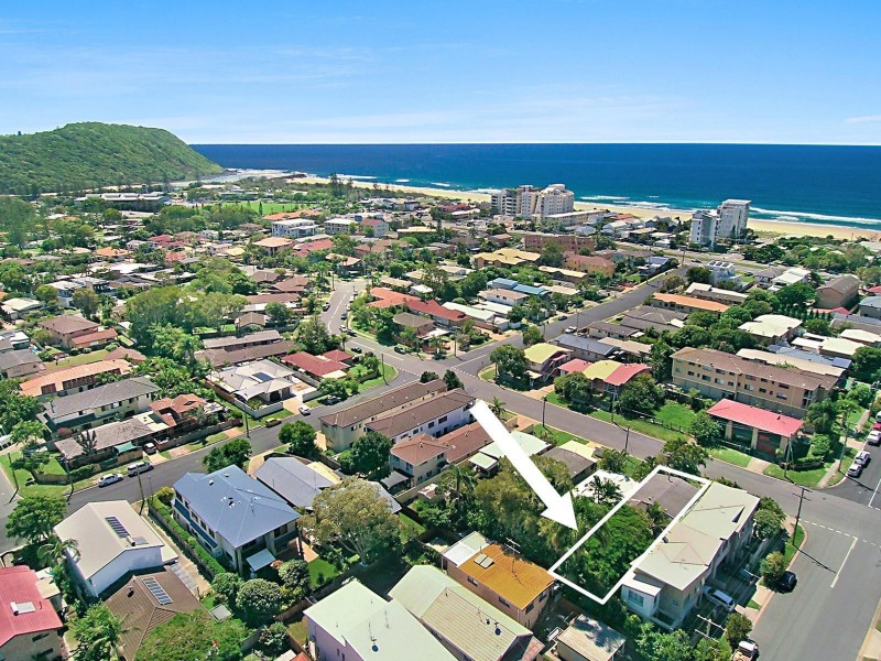428 Cypress Terrace North, Palm Beach QLD 4221