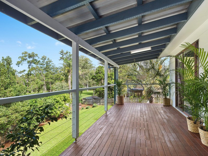 32 Poinsettia Parade, Varsity Lakes QLD 4227