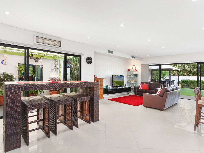 3 Cormack Place, Currumbin Waters QLD 4223