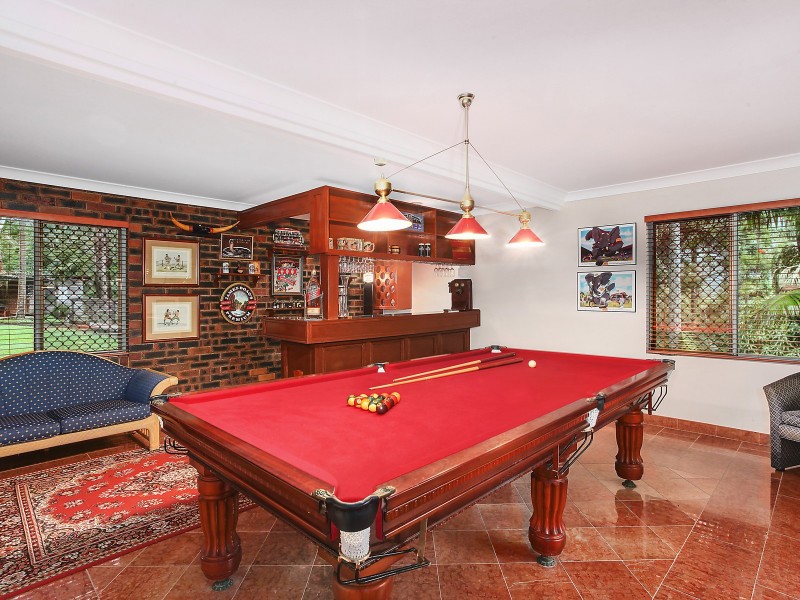 8 Wirildar Drive, Elanora QLD 4221