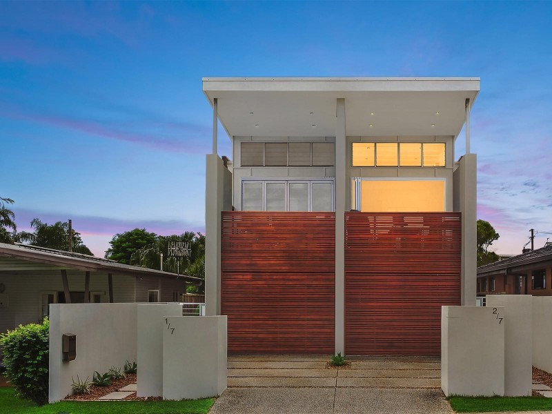 2/7 Second Avenue, Palm Beach QLD 4221