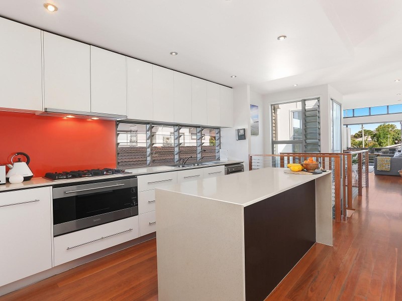 2/7 Second Avenue, Palm Beach QLD 4221