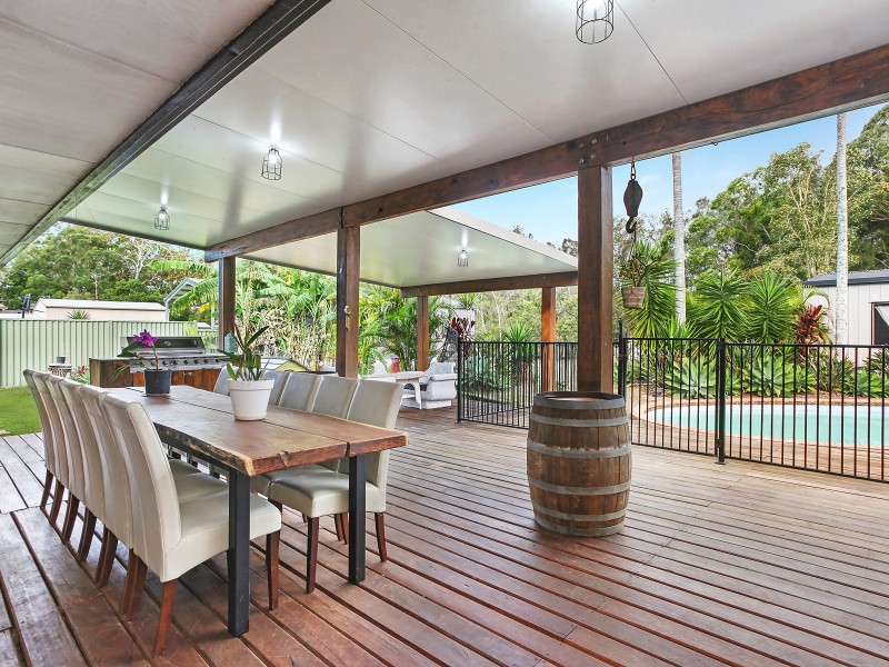 2 Daffodil Street, Tallebudgera QLD 4228