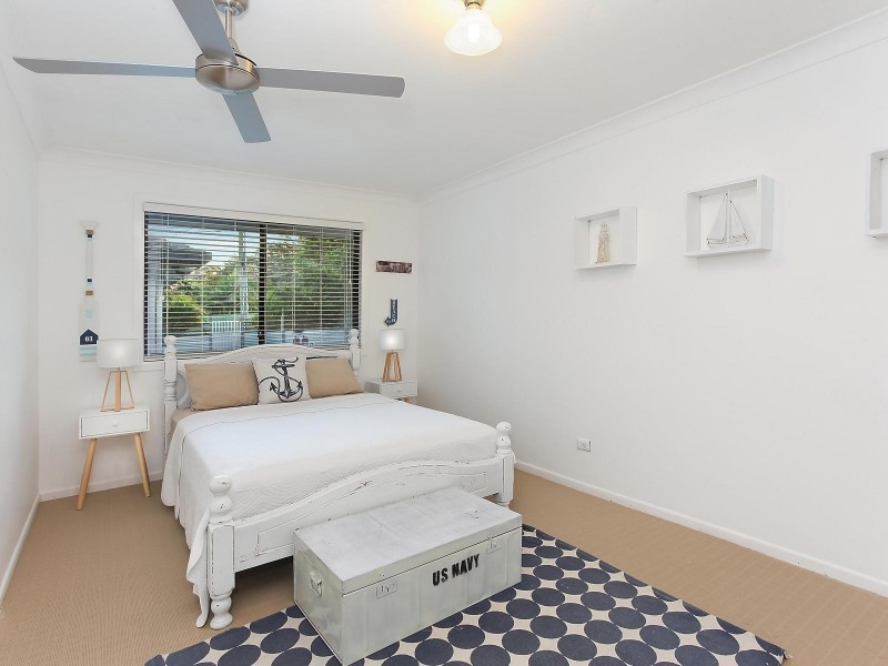 2 Daffodil Street, Tallebudgera QLD 4228