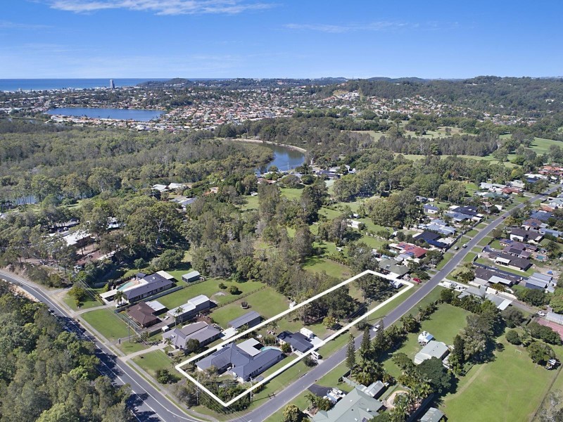 2 Daffodil Street, Tallebudgera QLD 4228