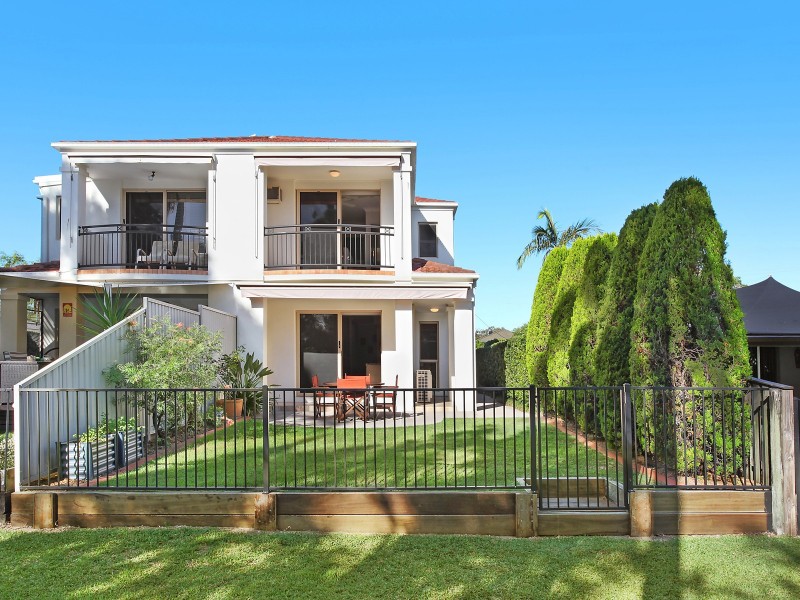 2/66 Laguna Avenue, Palm Beach QLD 4221