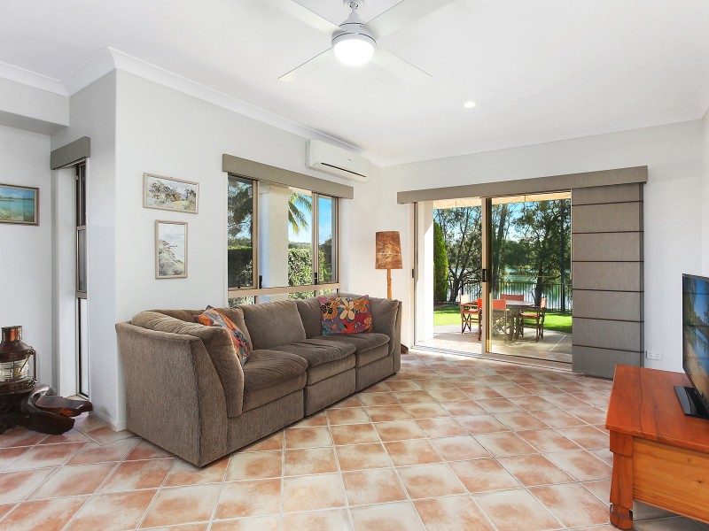 2/66 Laguna Avenue, Palm Beach QLD 4221